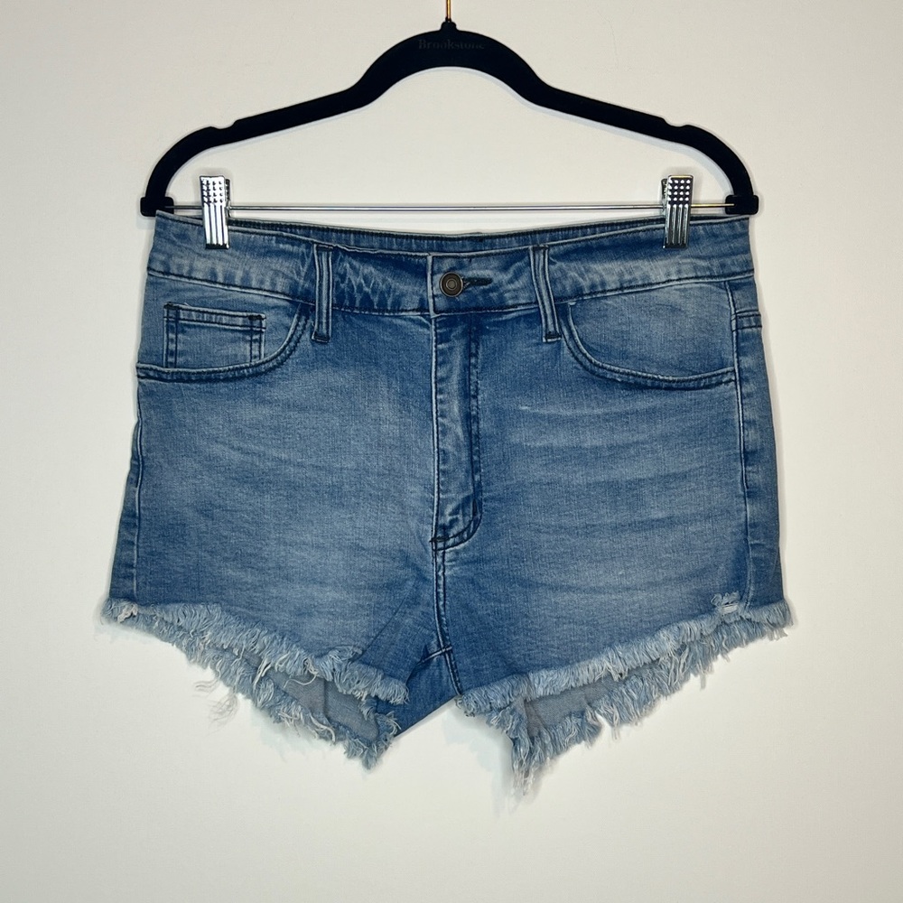 NWT Fashion Nova Stretch Denim Shorts- Size 11
